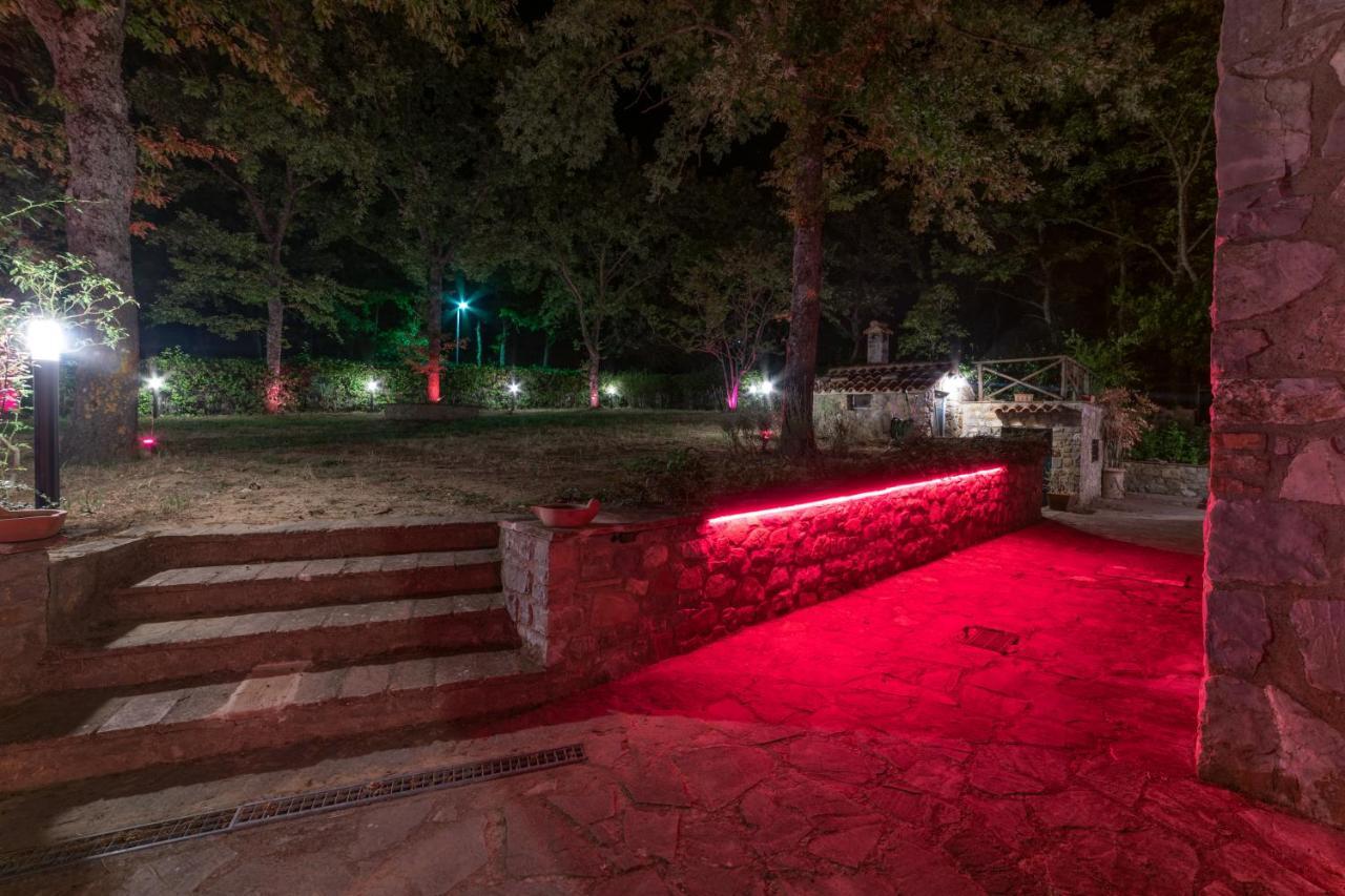 Villa Bog - Villa Con Piscina E Campo Da Tennis 피에가로 외부 사진