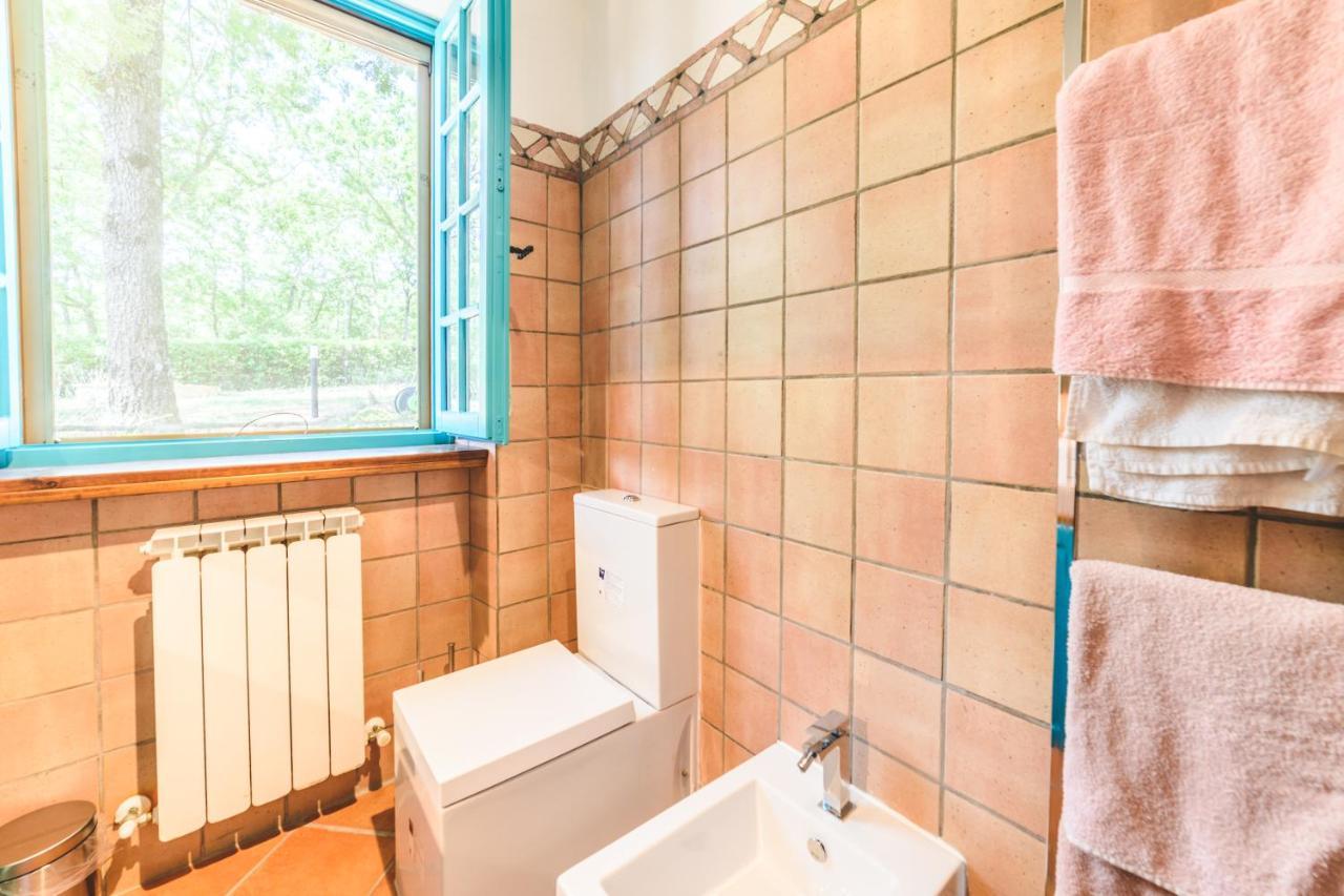 Villa Bog - Villa Con Piscina E Campo Da Tennis 피에가로 외부 사진