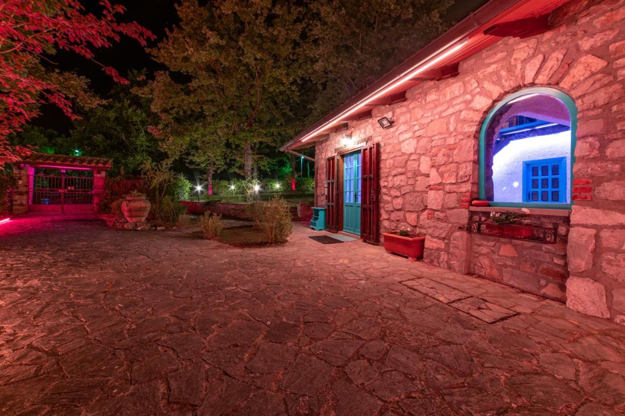 Villa Bog - Villa Con Piscina E Campo Da Tennis 피에가로 외부 사진
