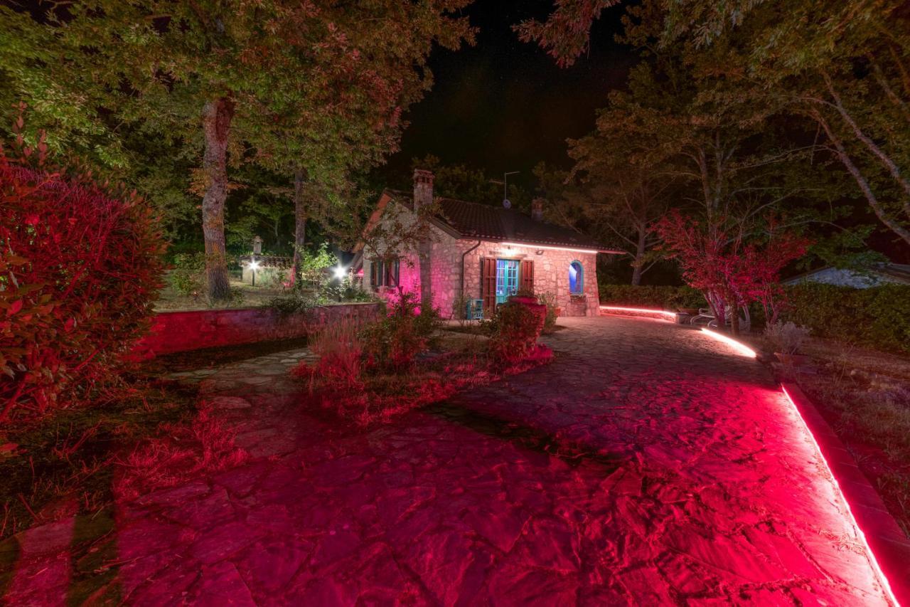 Villa Bog - Villa Con Piscina E Campo Da Tennis 피에가로 외부 사진