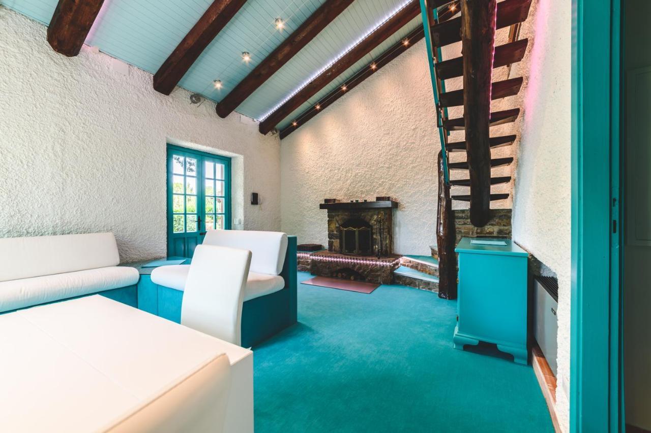 Villa Bog - Villa Con Piscina E Campo Da Tennis 피에가로 외부 사진